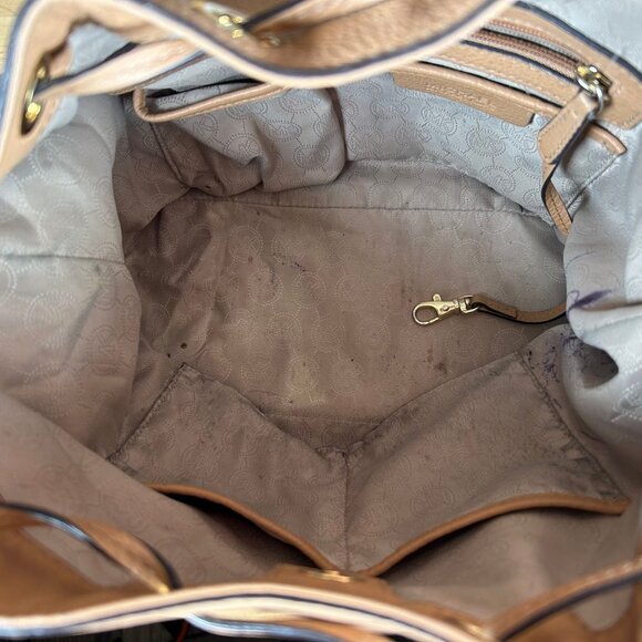 Michael Kors Jules Large Drawstring Bucket Bag in Tan Caramel Pebbled Leather - Picture 9 of 12